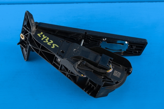 Pedal gass til BMW 2-Serie, Active/Gran Tourer 2014-->> (F45/F46) (F45/F46) (BMW|6 859 999|)