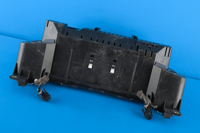 Instrumentpanel til Audi A8 2003-2010 (Type II) (VAG|4E0 920 901|)