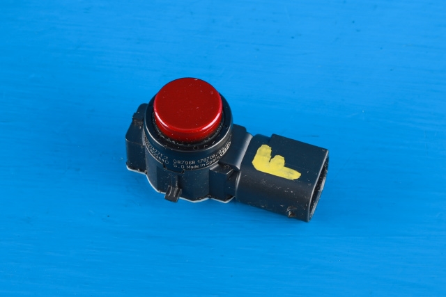 Parkeringssensor foran til Peugeot 308, 2013-2021 (Type II)  (PEUGEOT|96 752024 77)