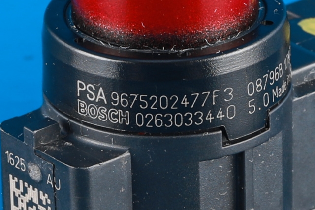 Parkeringssensor foran til Peugeot 308 2013-2021 (Type II)  (PEUGEOT|96 752024 77|)