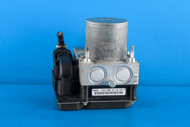 ABS sentral til Mitsubishi i-MiEV 2010-->> (BOSCH|0 265 251 549|4670A548|)