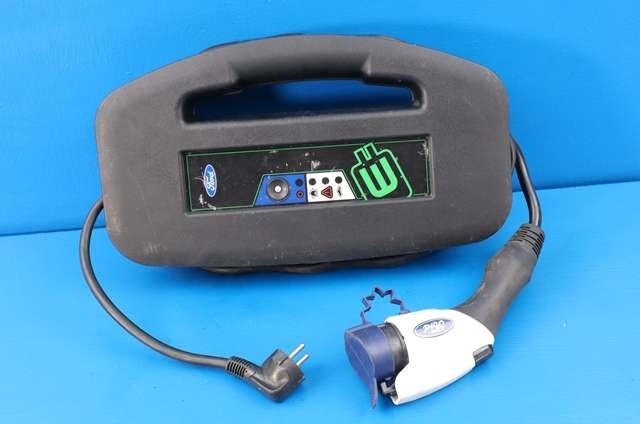 Batterilader kabel til Ford Focus, electric 2012-2018  (FORD|FM58-10B706-CB|)
