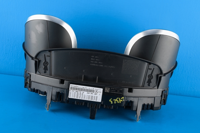 Instrumentpanel til Mercedes EQV 2020-->> (W447) (W447) (MERCEDES|A 447 900 72 16|)