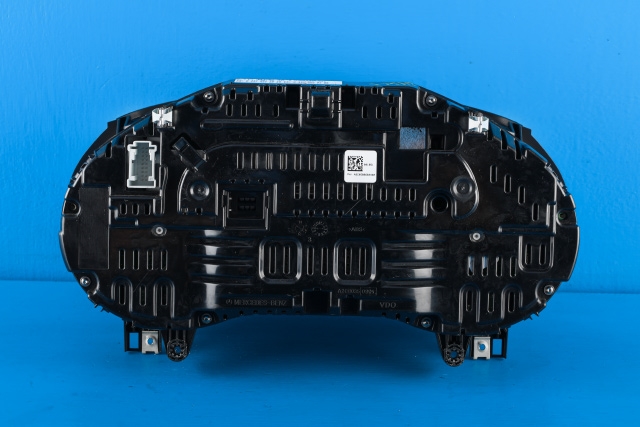 Instrumentpanel til Mercedes EQV 2020-->> (W447) (W447) (MERCEDES|A 447 900 72 16|)