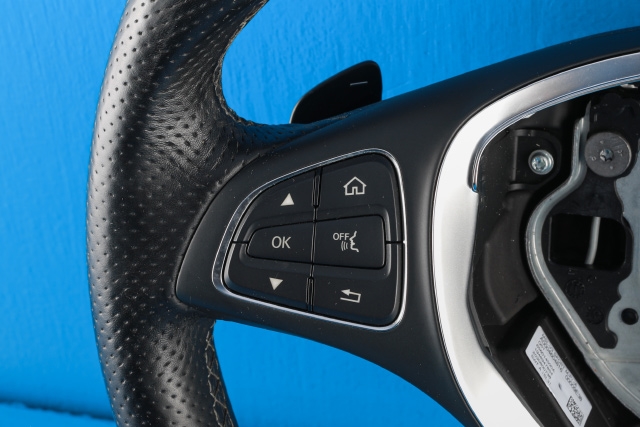 Ratt til Mercedes EQV 2020-->> (W447) (W447) (MERCEDES|A 000 460 48 16|)