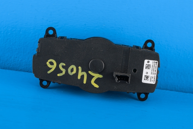 Bryter lys til BMW 5-Serie 2010-2017 (F10/F11) (F10/F11) (BMW|9 192 744|)