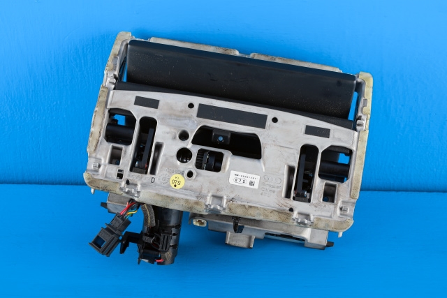 Bilstereo navigasjon til Audi A3 2012-2016 (Type III, Fase 1) (VAG|8V0 857 273 H|)