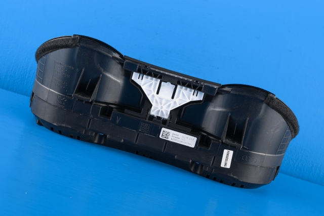 Instrumentpanel til Audi A3 2012-2016 (Type III, Fase 1)  (VDO|A2C90492100|8V0 920 871|)
