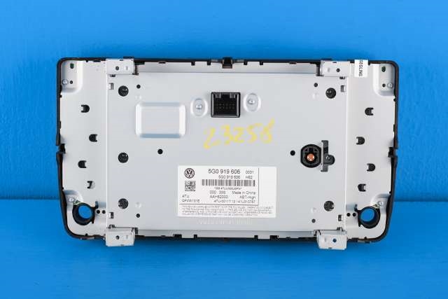 Bilstereo navigasjon betjeningspanel til VW e-Golf 2014-2017 (Fase 1)  (VAG|5G0 919 606|)