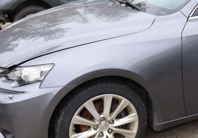 Skjerm venstre foran til Lexus IS, 2013-2020 (Type III) (XE30) (XE30) 