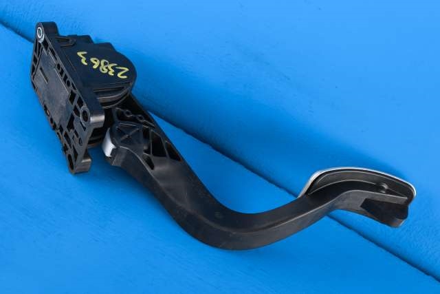 Pedal gass til Citroën DS5 2012-2017  (BOSCH|0 280 755 180|96 877720 80|)