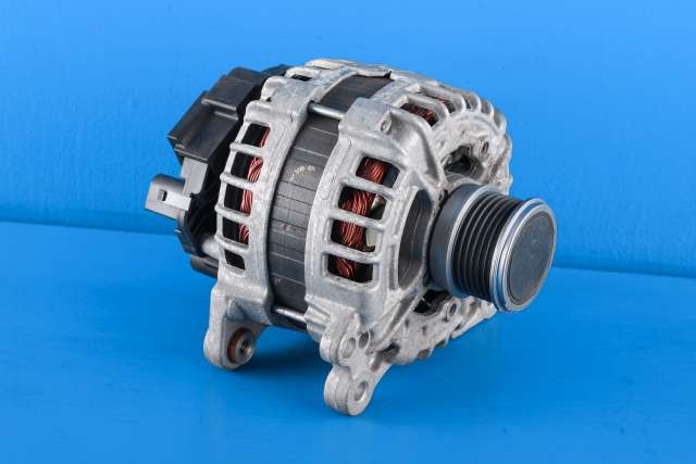 Dynamo diesel til Škoda Octavia, 2017-2020 (Type III, Fase 2)  (BOSCH|F 000 BL0 8X6)