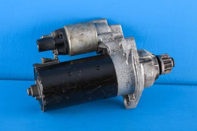 Starter diesel til VW Transporter / Caravelle 2015-2019 (T6) (T6) (BOSCH|0 001 153 029|02M 911 021 A|)