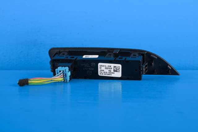 Bryter diverse til BMW 1-Serie 2011-2015 (Fase 1) (F20/F21) (F20/F21) (BMW|9 252 912|)