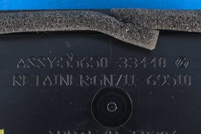 Dashbord friskluftdyse venstre til Toyota Camry 2019-->>  (TOYOTA|55650-33440|)
