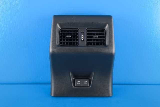 Dashbord friskluftdyse til Toyota Camry, 2019-->>  