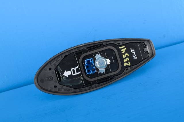 Antenne navigasjon til Toyota Camry 2019-->>  
