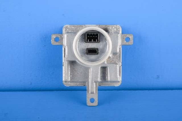 Styreenhet xenon/ballast til Volvo V40 2012-2019 (MITSUBISHI|W003T22771|)