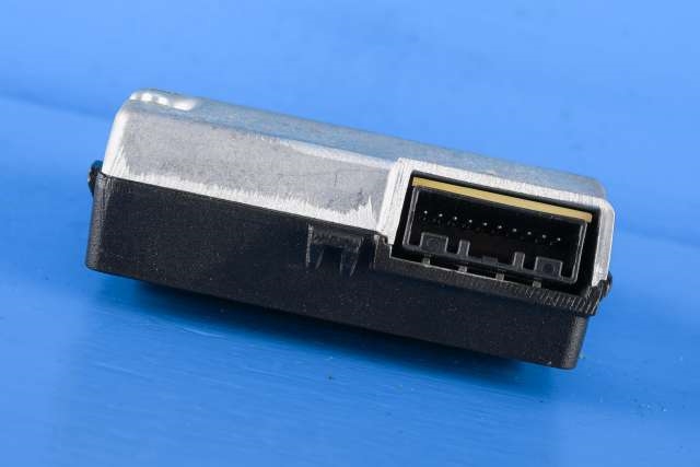 Parkeringskamera foran til Opel Astra J 2010-2015 (GM|22 933 262|)