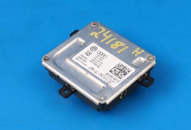 Styreenhet lys (LCM - Light Control Module) til Škoda Octavia 2013-2016 (Type III, Fase 1) (VAG|4G0 907 697 D|)