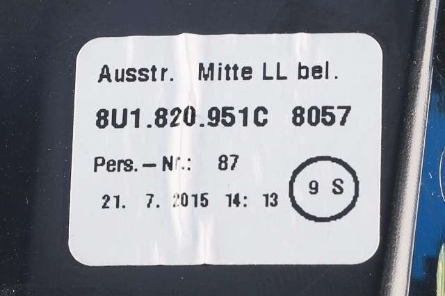 Dashbord friskluftdyse midtkonsoll til Audi Q3 2015-2018 (Type I, Fase 2)  (VAG|8U1 820 951 C|)