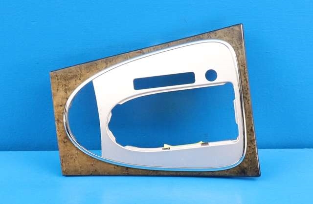 Dashbord diverse til Mercedes E-Klasse, 2002-2006 (Fase 1) (W211) (W211) (MERCEDES|A 211 680 24 36)