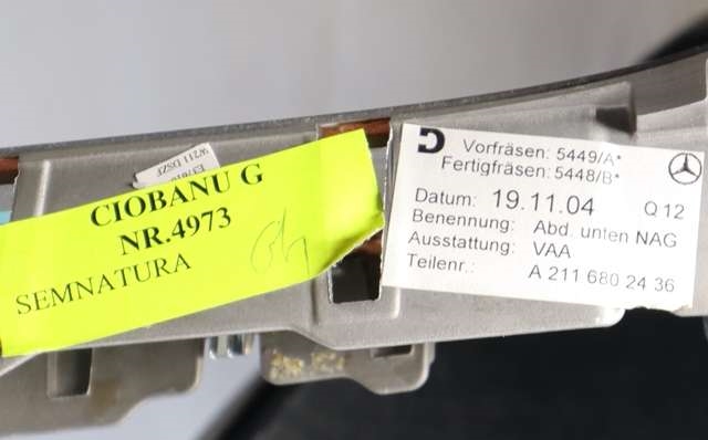 Dashbord diverse til Mercedes E-Klasse 2002-2006 (Fase 1) (W211) (W211) (MERCEDES|A 211 680 24 36|)