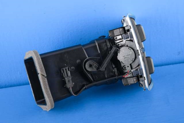 Dashbord friskluftdyse til Audi Q3 2015-2018 (Type I, Fase 2) (VAG|8U0 819 203 A|)