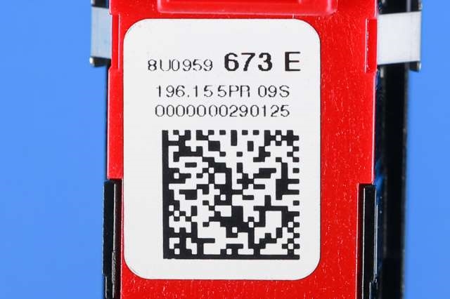 Bryter diverse til Audi Q3 2015-2018 (Type I, Fase 2) (VAG|8U0 959 673 E|)