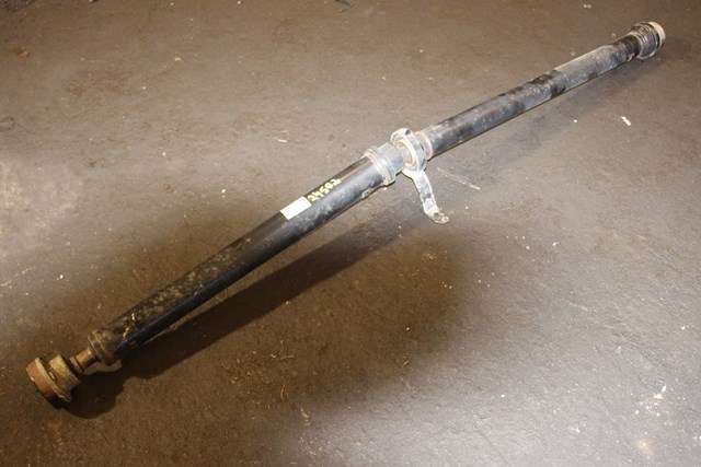 Mellomaksel til Audi A4 2007-2014 (Type IV) (B8) (B8) (VAG|8K0 521 101 L|)