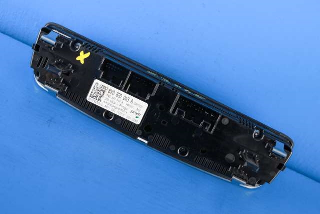 Varmeapparat betjening til Audi A3 2012-2016 (Type III, Fase 1) (VAG|8V0 820 043 A|)
