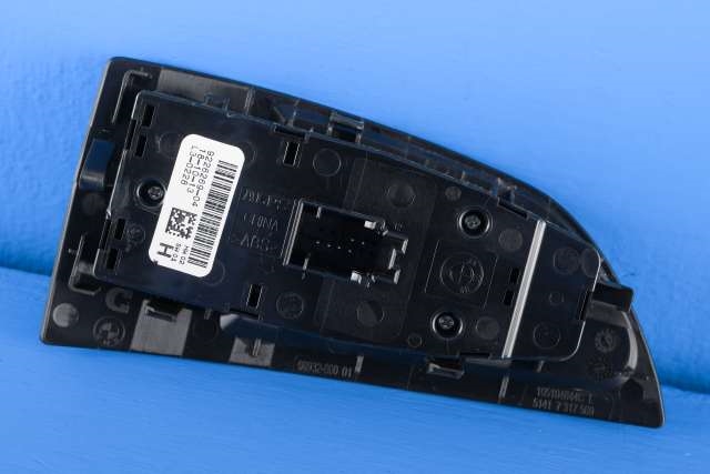 Bryter ruteheis førerdørspanel til BMW i3 2013-2022  (BMW|9 226 269|)