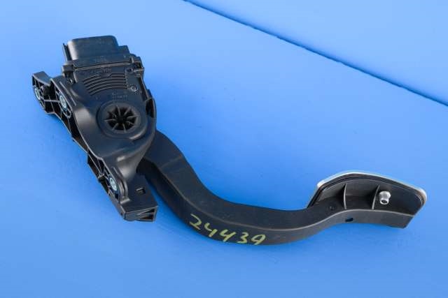 Pedal gass til Ford S-Max 2010-2015 (Type I, Fase 2)  (HELLA|6PV 010 834-10|6G92-9F836-JE|)