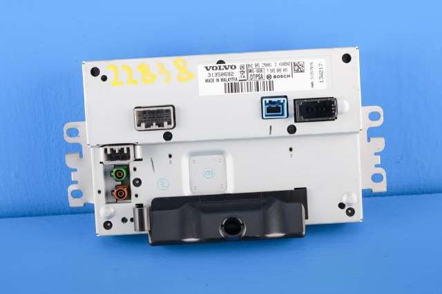 Bilstereo navigasjon skjerm til Volvo V70 2014-2016 (Type III, Fase 2)  (VOLVO|31350692|)
