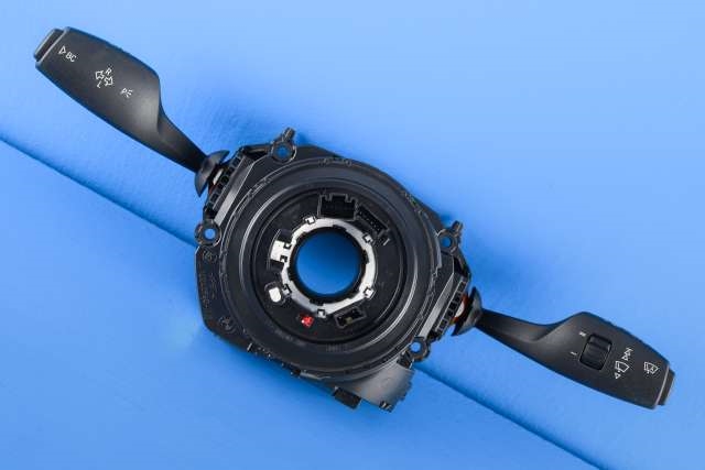 Bryter combi til BMW 1-Serie, 2015-2019 (Fase 2) (F20/F21) (F20/F21) (BMW|9 351 148)