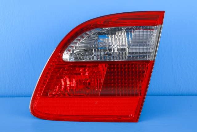 Baklykt høyre indre til Mercedes E-Klasse, 2006-2009 (Fase 2) (W211) (W211) (MERCEDES|A 211 820 30 64)