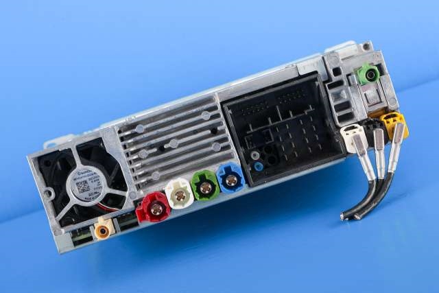 Bilstereo til BMW 1-Serie 2015-2019 (Fase 2) (F20/F21) (F20/F21) (BMW|8 791 768|)