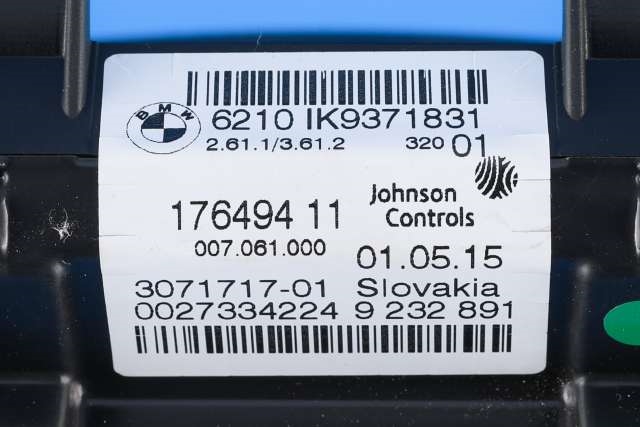 Instrumentpanel til BMW 1-Serie 2015-2019 (Fase 2) (F20/F21) (F20/F21) (JOHNSON|3071717-01|62.10-9 371 831|)