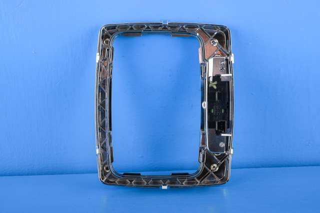 Dashbord diverse til Mercedes E-Klasse 2009-2013 (Fase 1) (W212) (W212) (MERCEDES|A 212 267 09 88|)