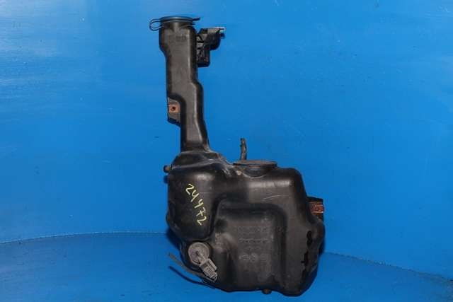 Spylertank foran til Mercedes E-Klasse 2009-2013 (Fase 1) (W212) (W212) (MERCEDES|A 204 860 06 60|)