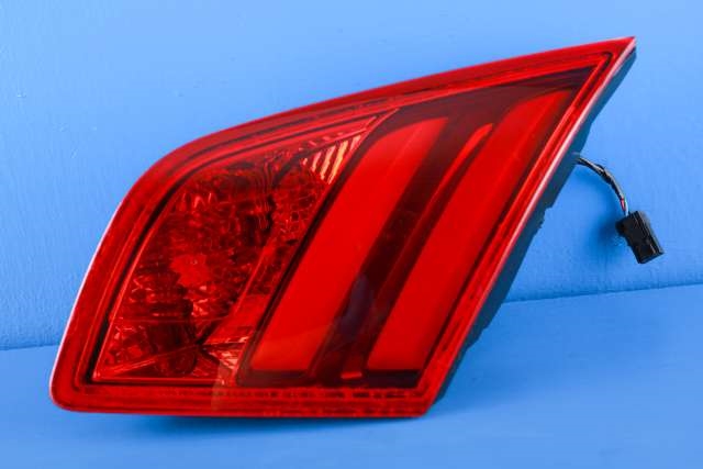 Baklykt høyre indre til Peugeot 308, 2013-2021 (Type II)  (PEUGEOT|96 778182 80)