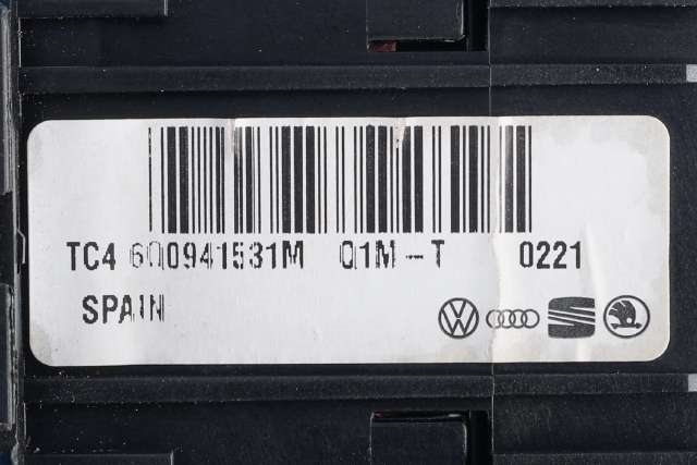 Bryter lys til VW Transporter / Caravelle 2009-2015 (Fase 2) (T5) (T5) (VAG|6Q0 941 531 M|)