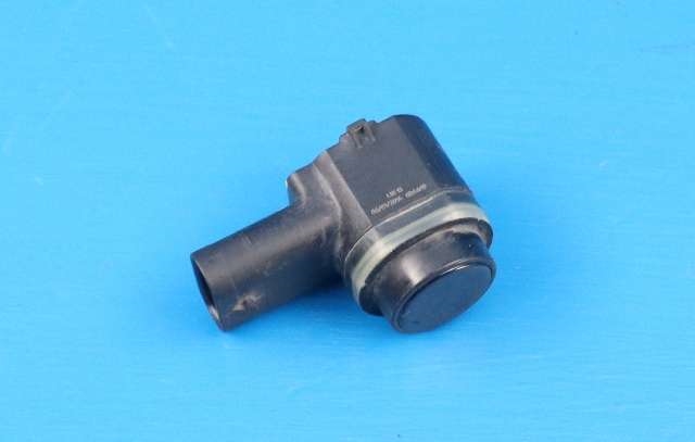 Parkeringssensor foran til Ford Focus, 2011-2014 (Type III, Fase 1)  (FORD|CJ5T-15K859-AAW)