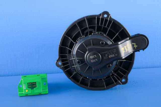 Varmeapparat motor til Tesla Model S 2013-2016 (Fase 1)  (BOSCH|F 00S 3B2 441|)
