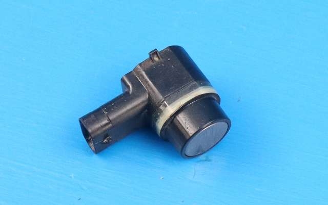 Parkeringssensor foran til Ford Focus, 2011-2014 (Type III, Fase 1)  (FORD|AM5T-15C868-AAW)