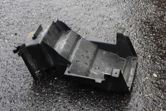 MC, Deksel, innerskjerm til MC Kawasaki ZR-7, 1999-2003  