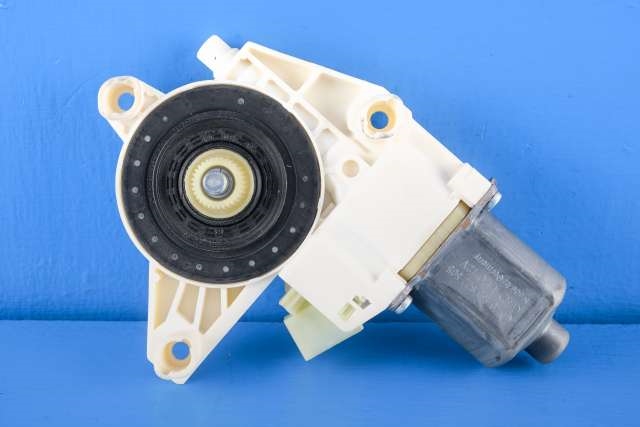 Ruteheis, kun motor, venstre bak til Mercedes C-Klasse 2007-2011 (Fase 1) (W204) (W204) (BOSCH|0 130 822 505|A 204 820 05 42|)