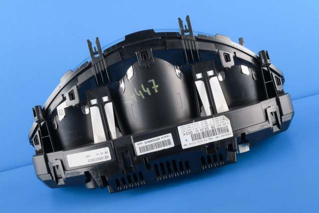 Instrumentpanel til Mercedes C-Klasse 2007-2011 (Fase 1) (W204) (W204) (MERCEDES|A 204 900 38 02|)