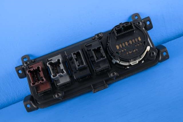 Bryter diverse til Nissan Pathfinder 2005-2010 (Fase 1) (R51) (R51) 
