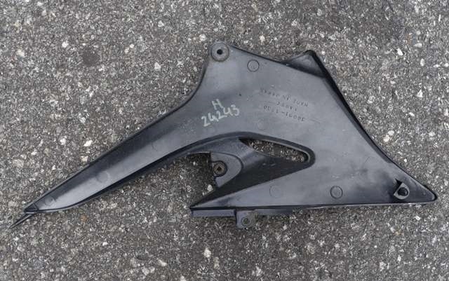 MC, Deksel, side høyre til MC Kawasaki ZR-7 1999-2003  